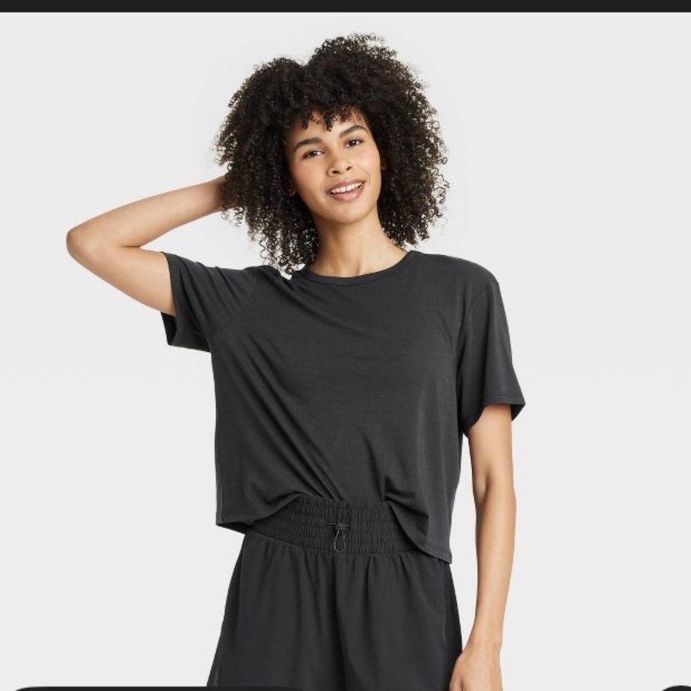 NWT Target All in Motion Black Boxy Crop T-Shirt